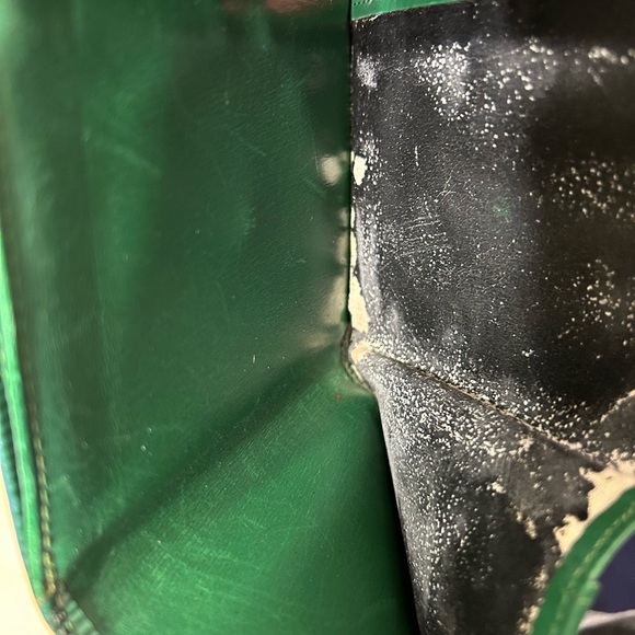 Louis Vuitton Epi Wallet!๐ - Picture 5 of 7